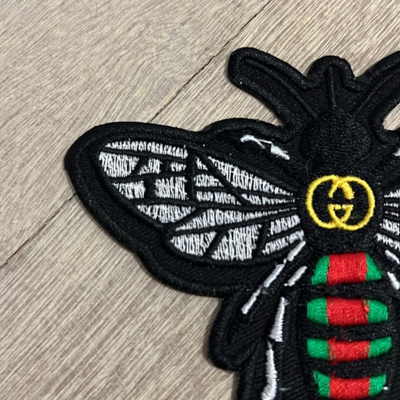 Large Iron On Embroidered Gucci Style Patch Bee 5" Quality Manufactured. - Picture 3 of 6